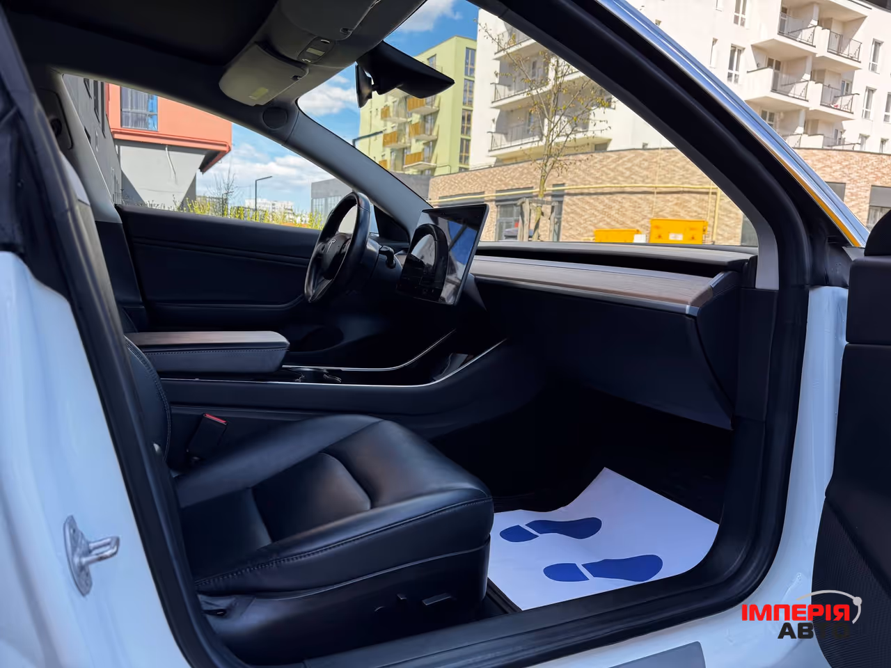 Tesla Model 3 - фото 16