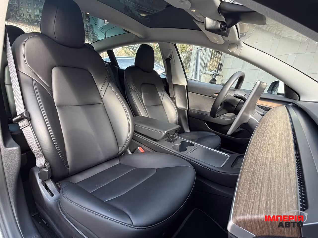 Tesla Model 3 - фото 11