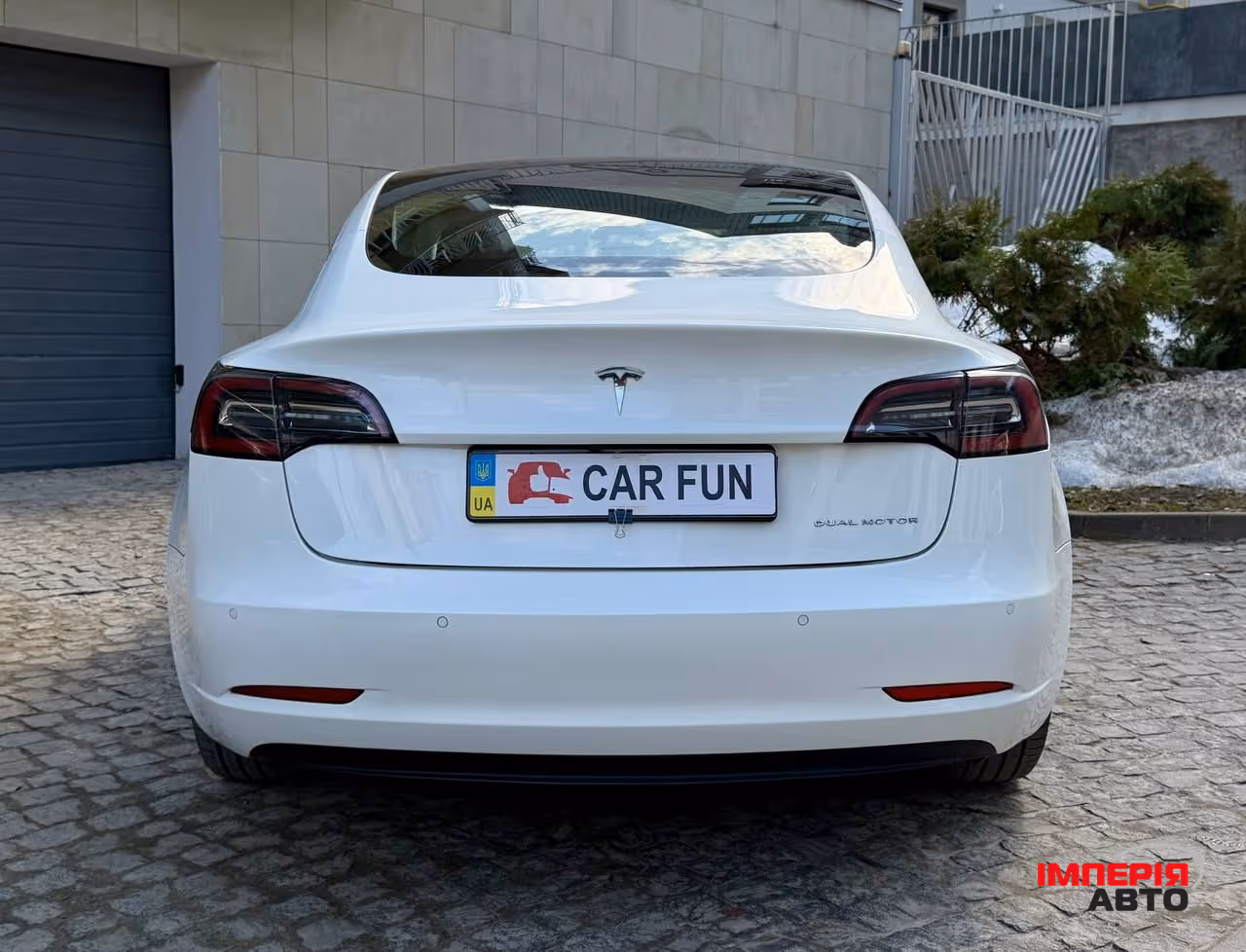 Tesla Model 3 - фото 5