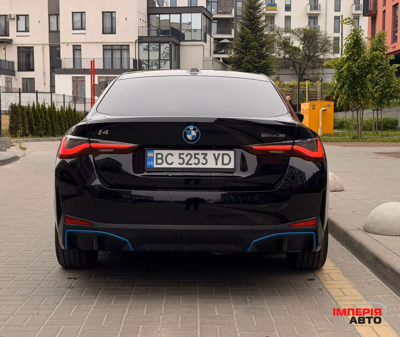 BMW i4 - фото 6
