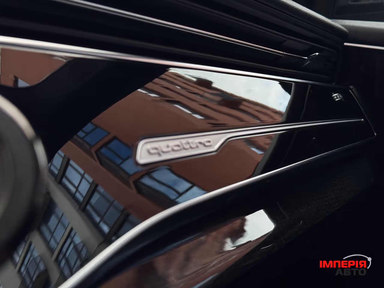 Audi Q8 - фото 34