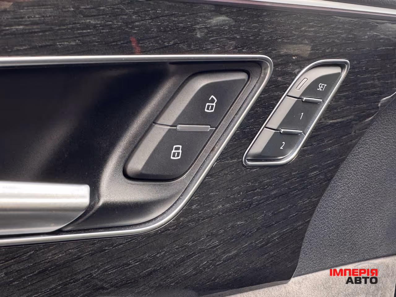 Audi Q8 - фото 13