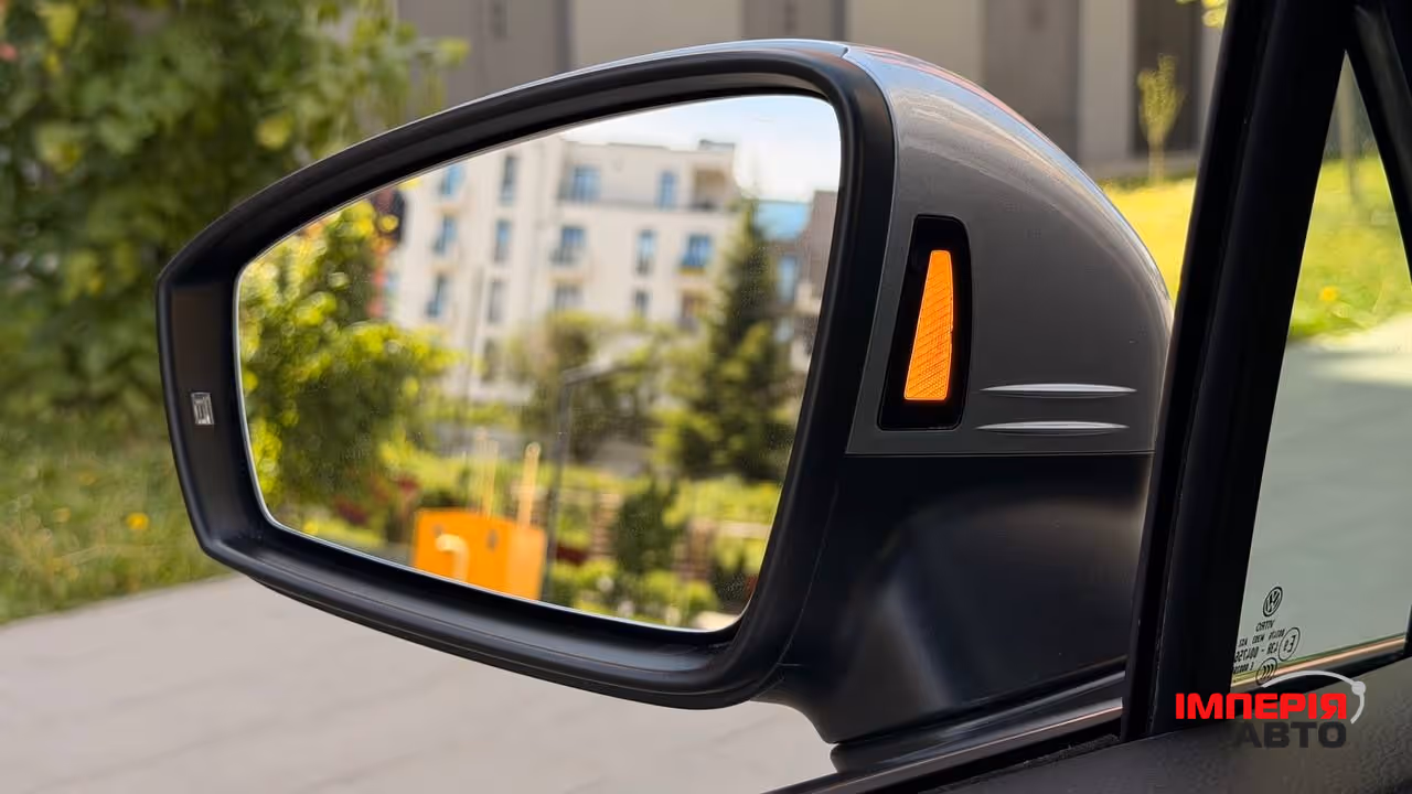 Volkswagen Tiguan - фото 10