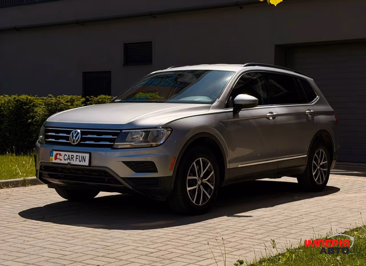 Volkswagen Tiguan - фото 2
