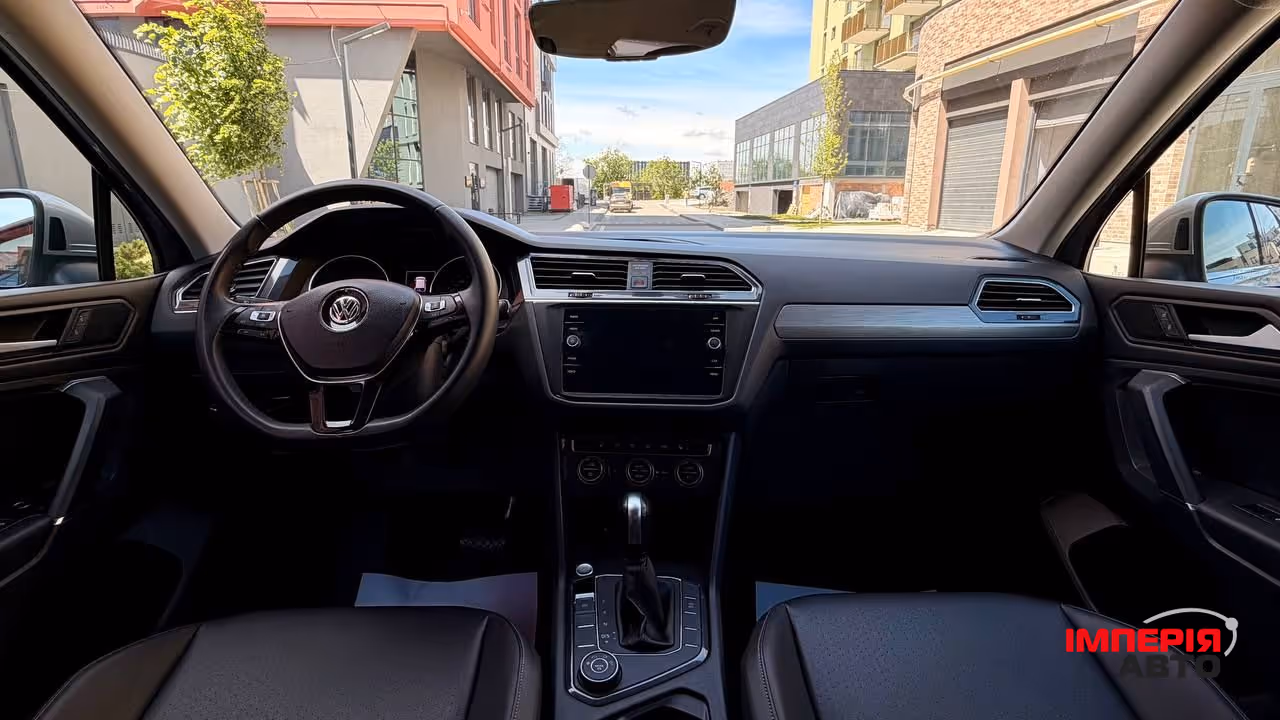 Volkswagen Tiguan - фото 14