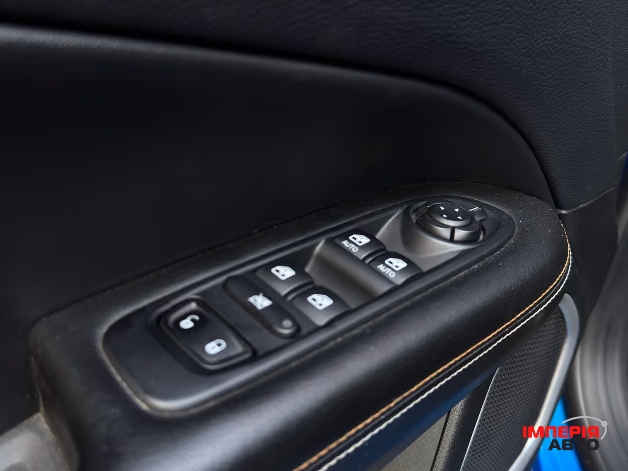 Jeep Compass - фото 10