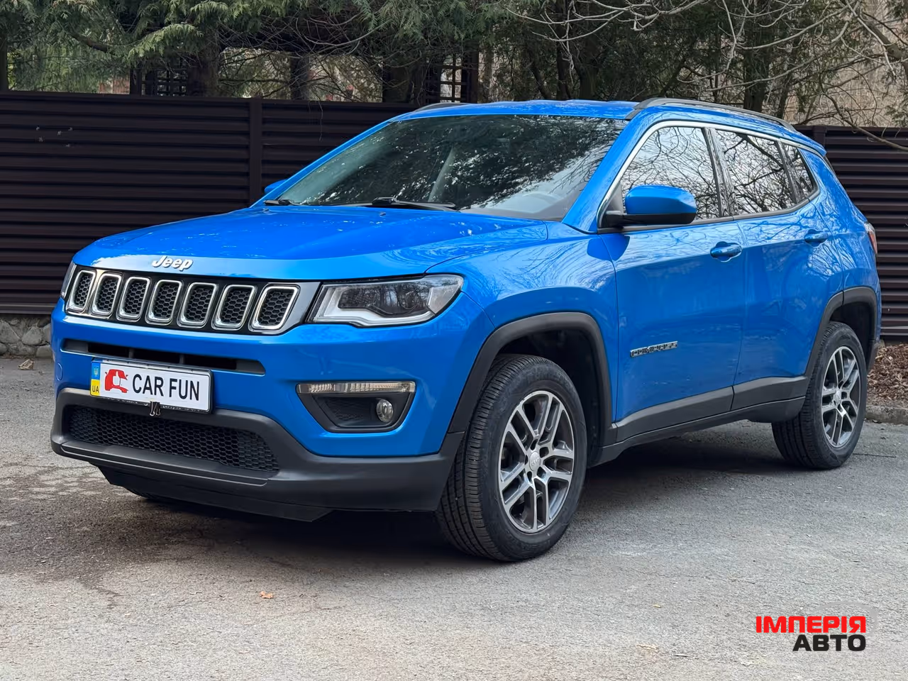 Jeep Compass - фото 1