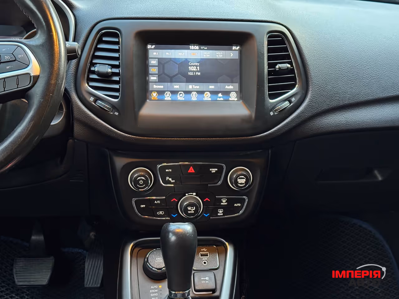 Jeep Compass - фото 19