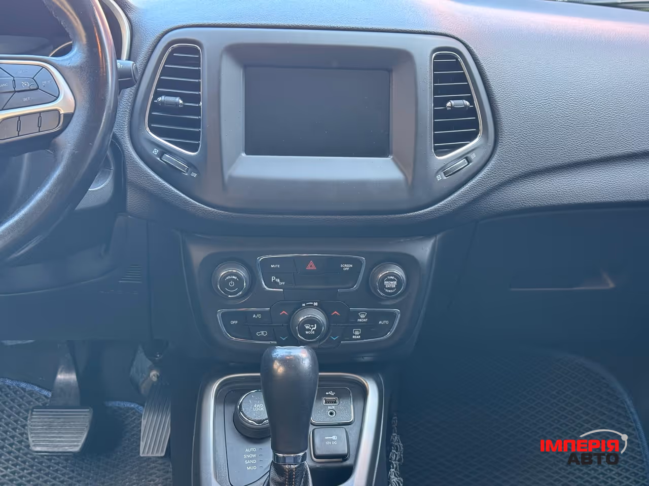 Jeep Compass - фото 19