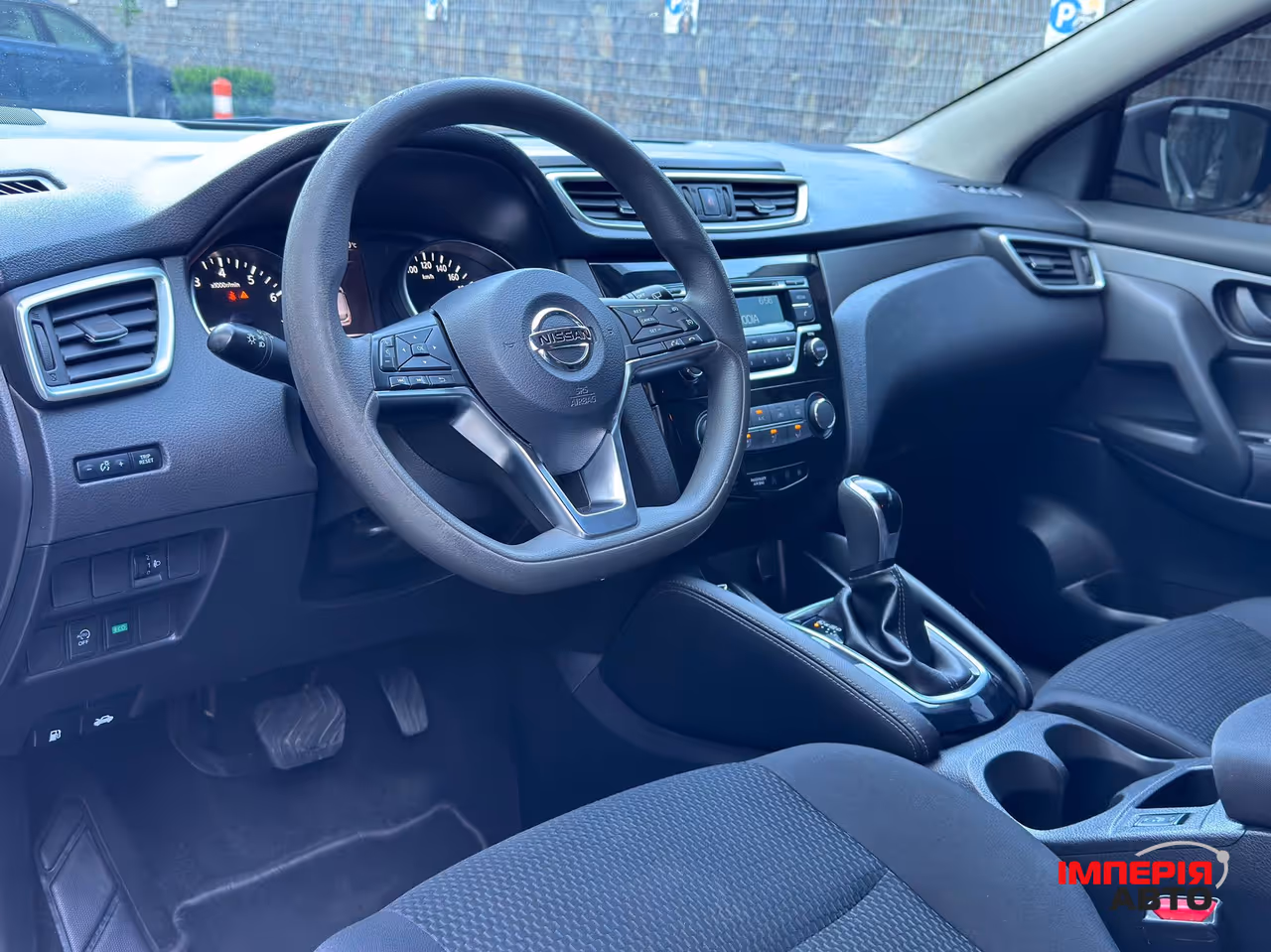 Nissan Qashqai - фото 9