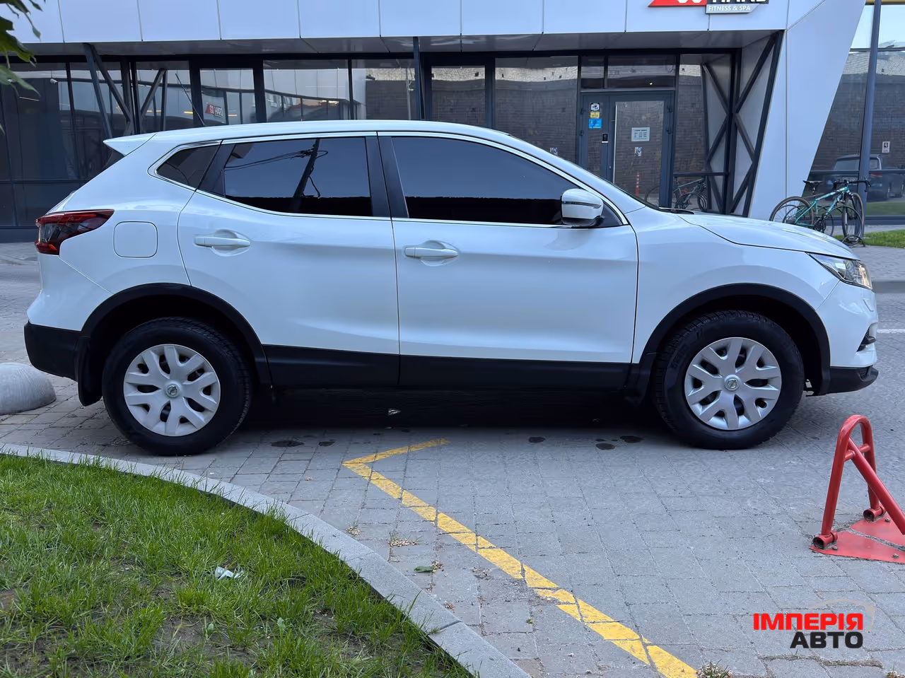 Nissan Qashqai - фото 4