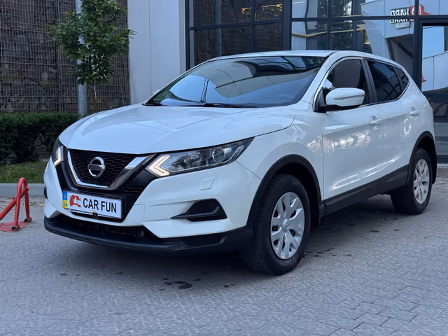Nissan Qashqai - фото 1