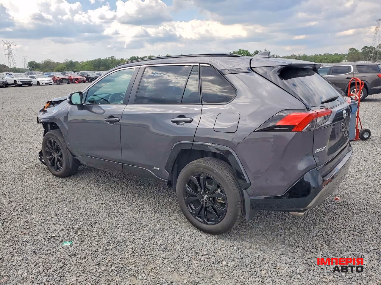 Toyota RAV4 - фото 2