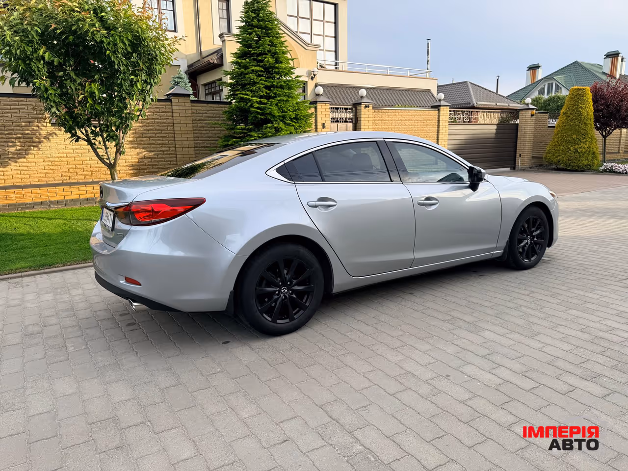 Mazda 6 - фото 10