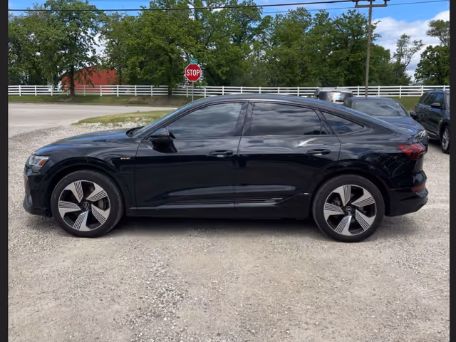 Audi e-tron Sportback - фото 3
