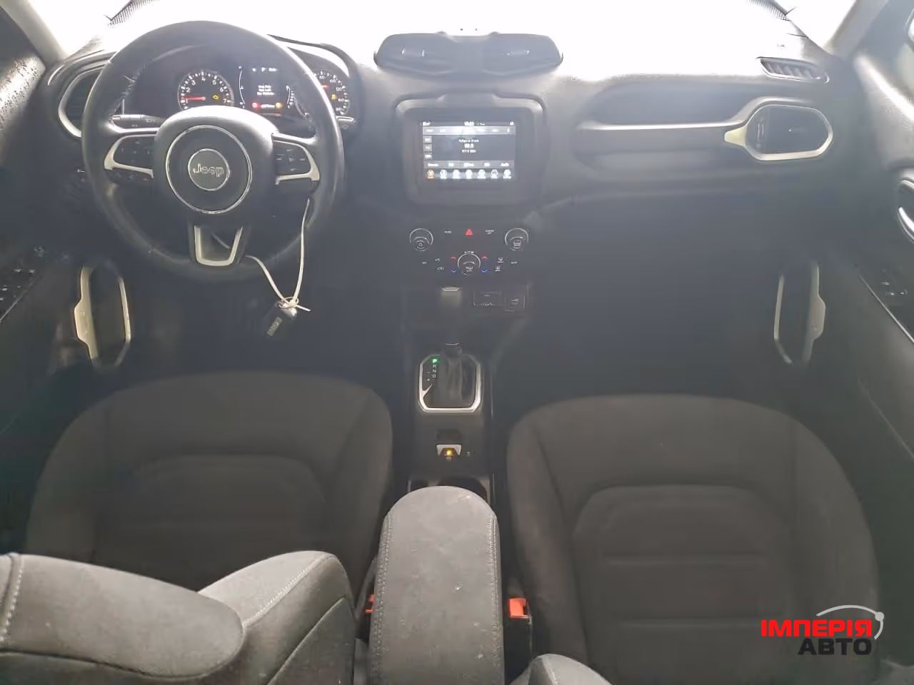 Jeep Renegade - фото 5