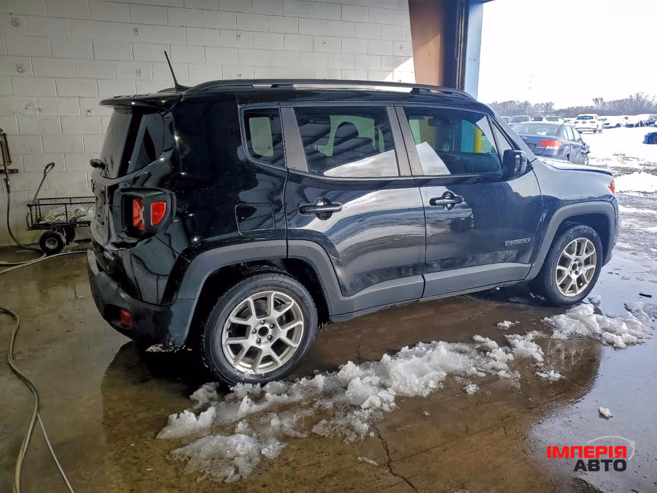 Jeep Renegade - фото 4