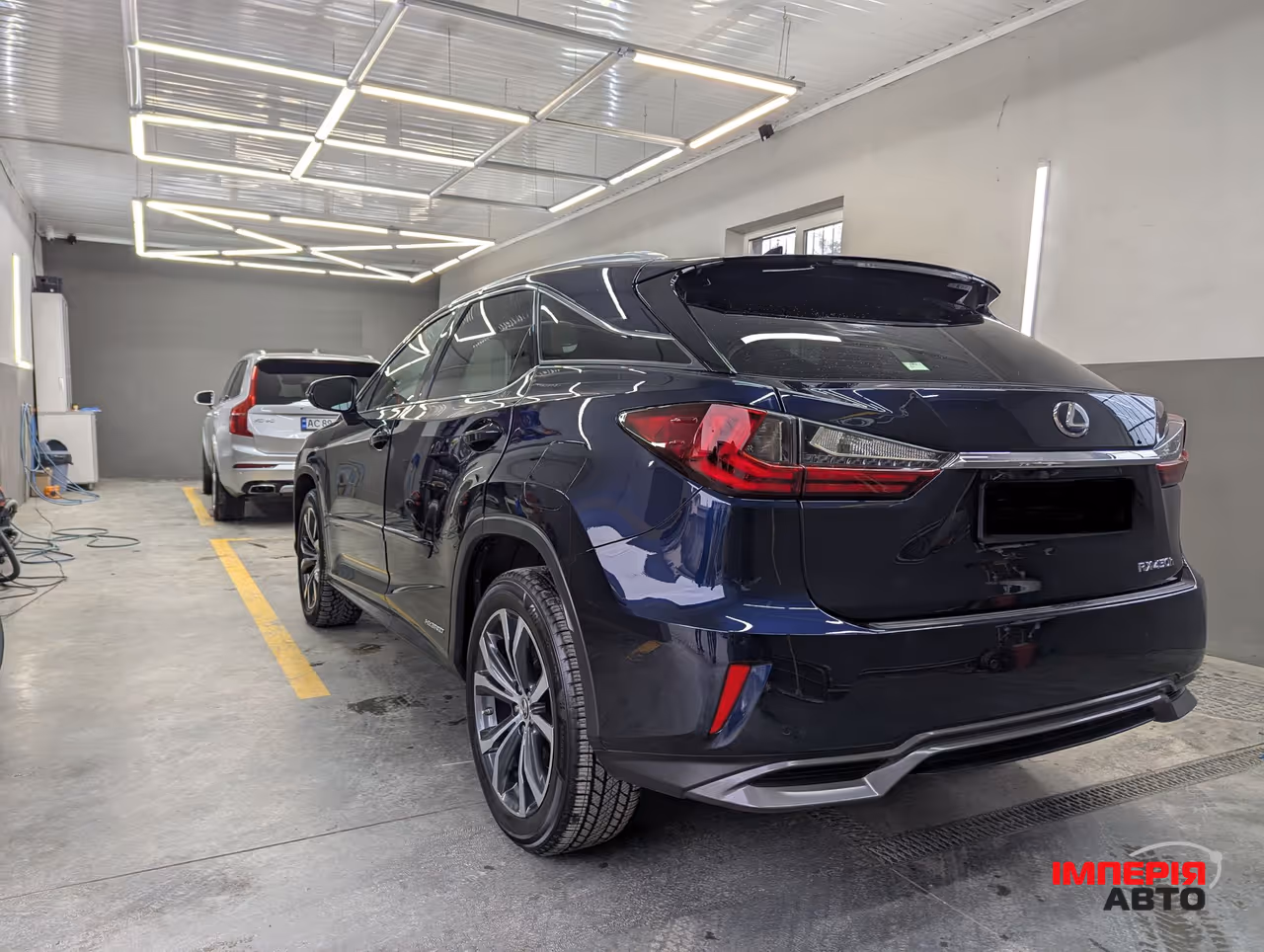 Lexus RX - фото 10