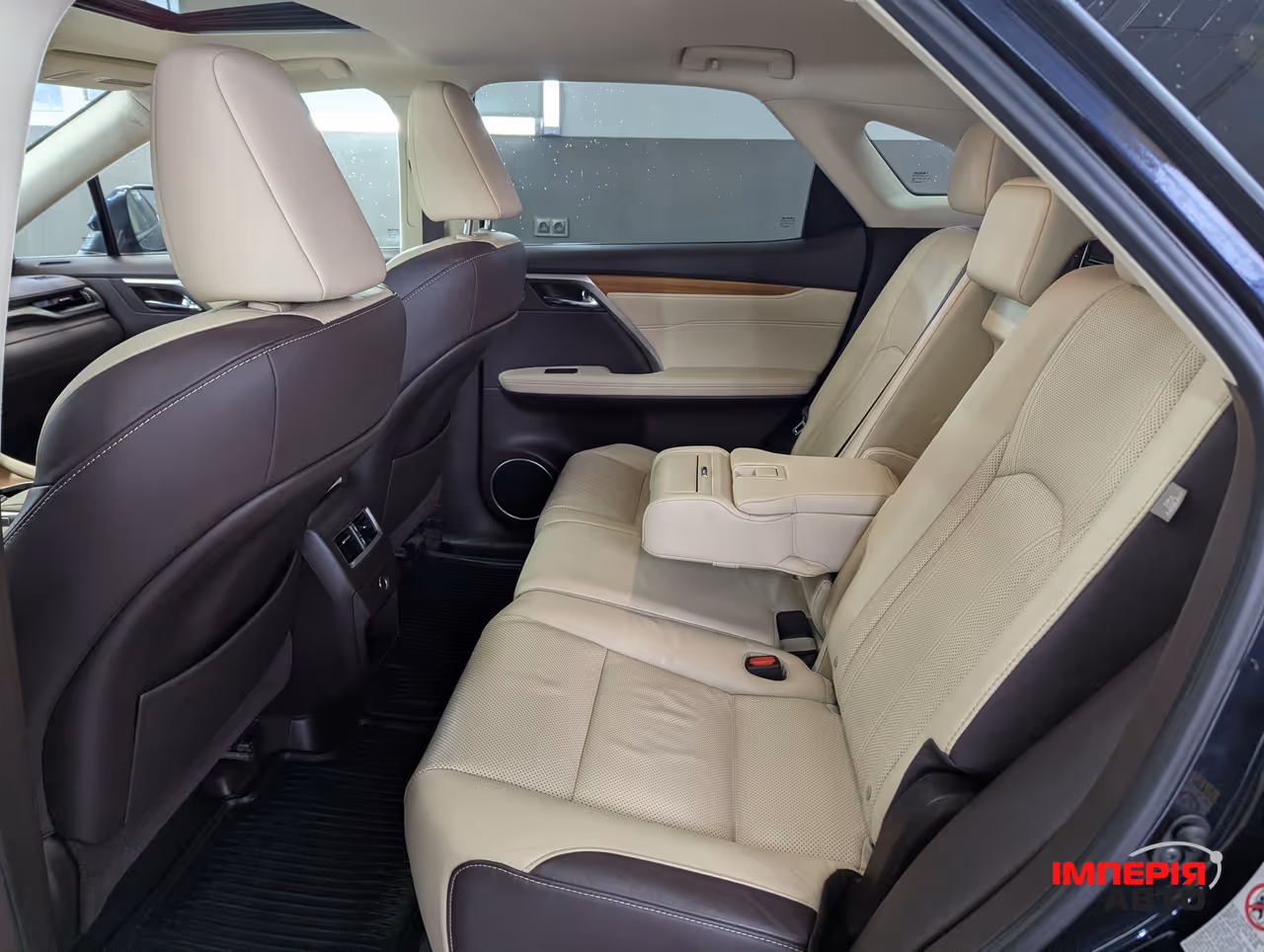 Lexus RX - фото 23