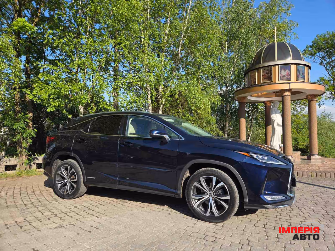 Lexus RX - фото 4