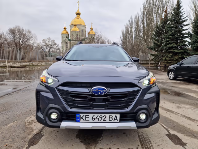 Subaru Outback - фото 2