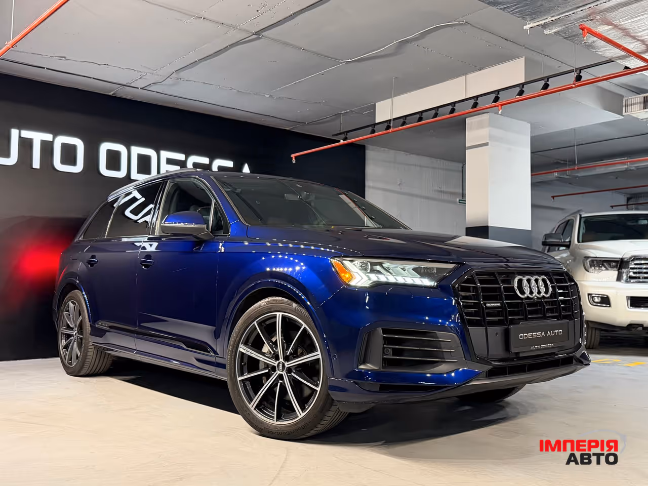Audi Q7 - фото 4