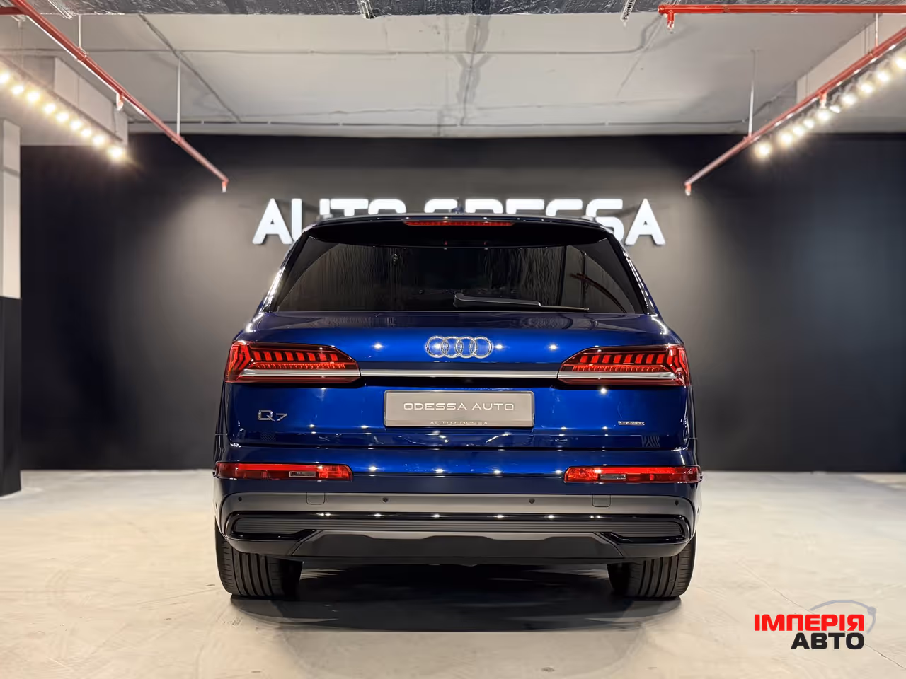 Audi Q7 - фото 14