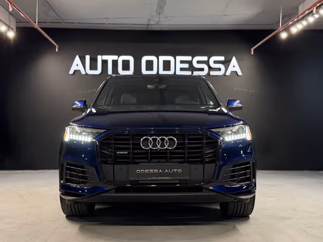 Audi Q7 - фото 2