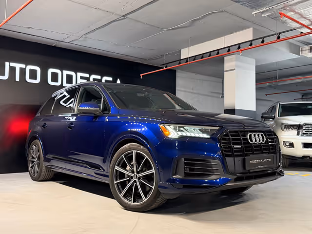 Audi Q7 - фото 4