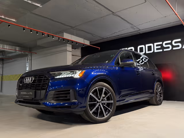Audi Q7 - фото 5