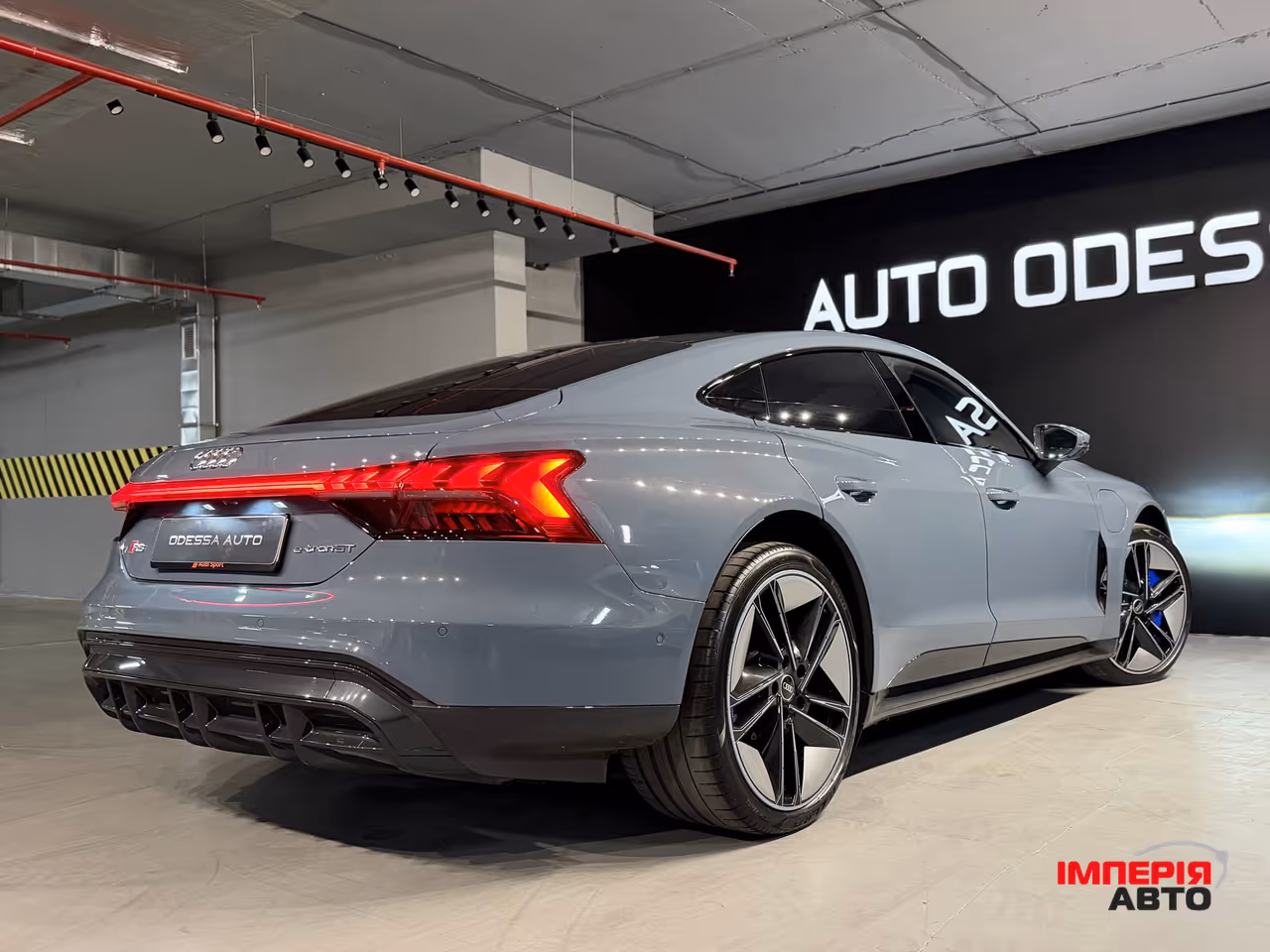 Audi RS e-tron GT - фото 13