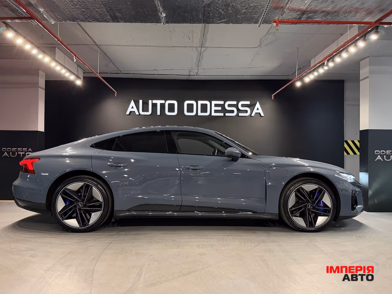 Audi RS e-tron GT - фото 7