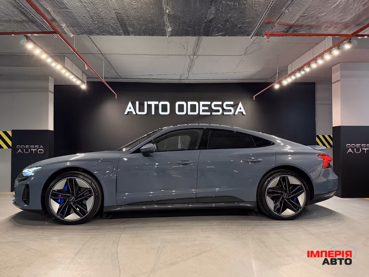 Audi RS e-tron GT - фото 8