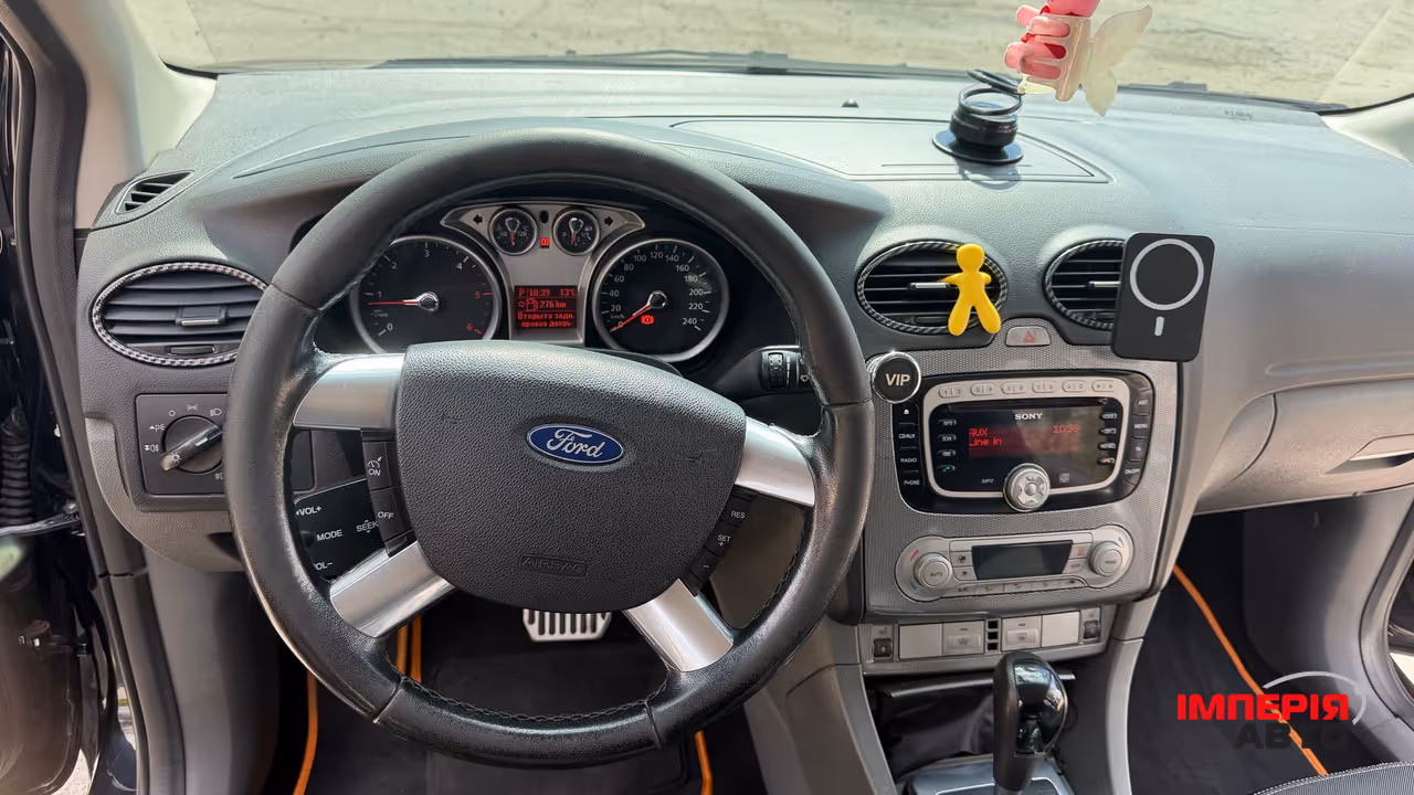 Ford Focus - фото 6