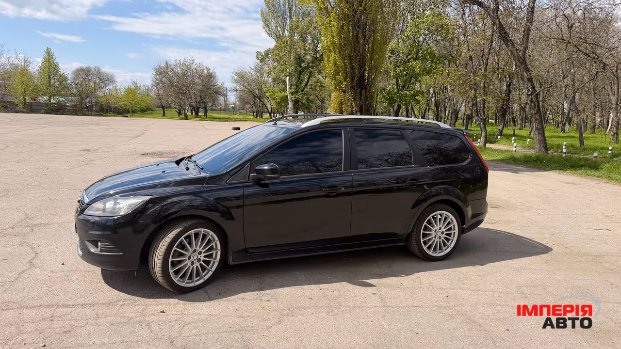 Ford Focus - фото 4