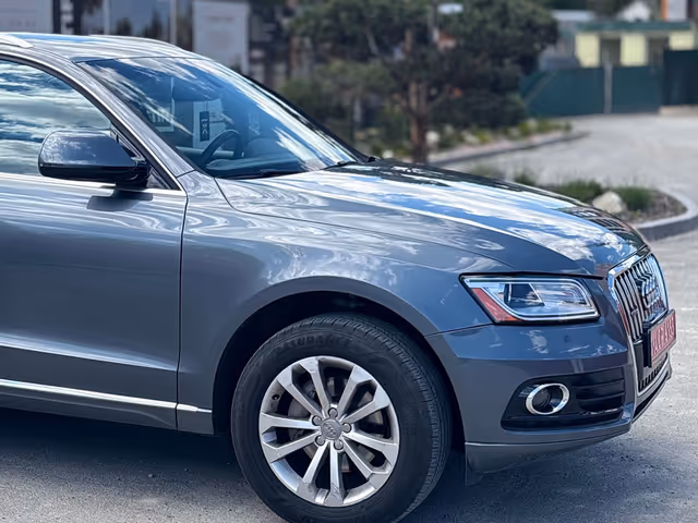 Audi Q5 - фото 5