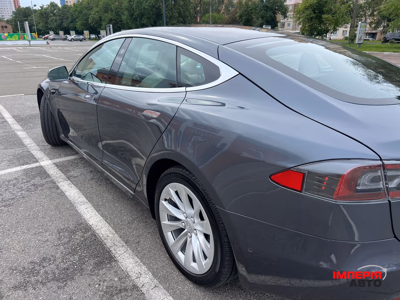 Tesla Model S - фото 13