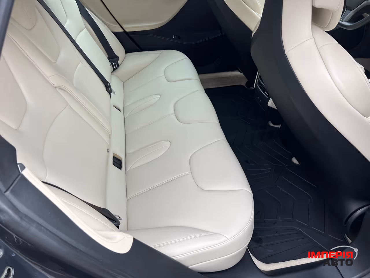 Tesla Model S - фото 25