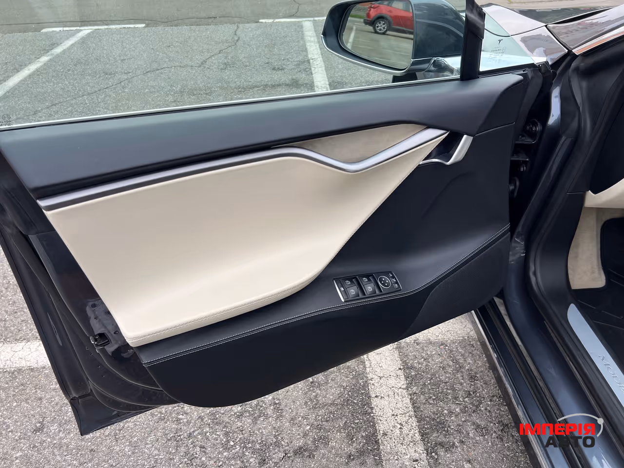 Tesla Model S - фото 30