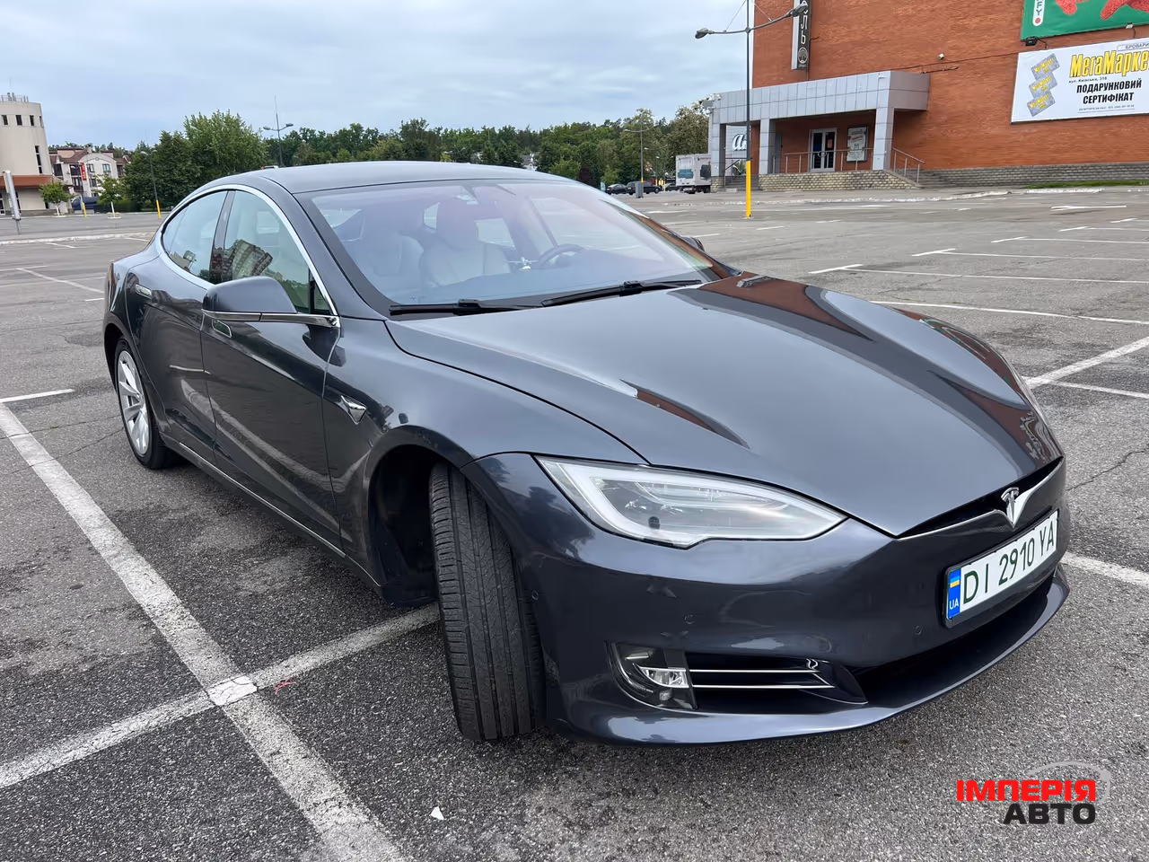 Tesla Model S - фото 15