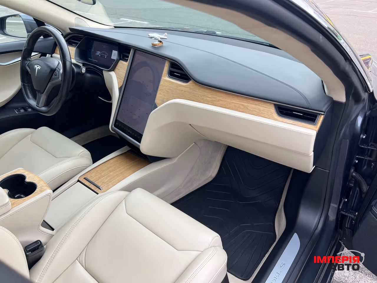 Tesla Model S - фото 24