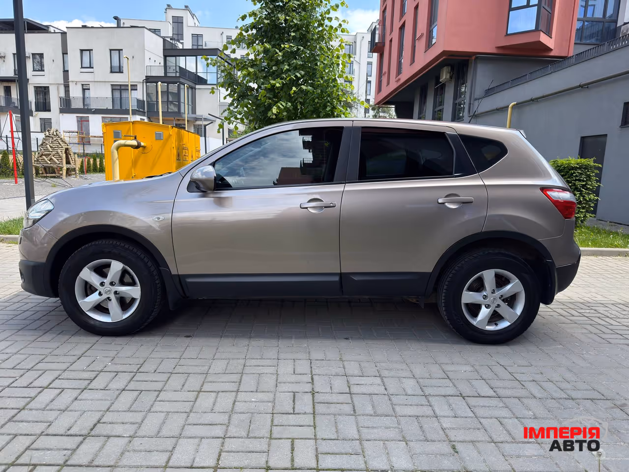 Nissan Qashqai - фото 7