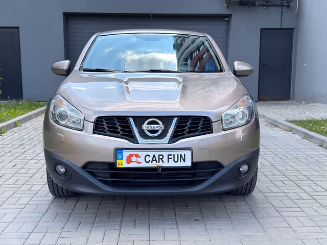 Nissan Qashqai - фото 2