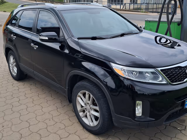 Kia Sorento - фото 3