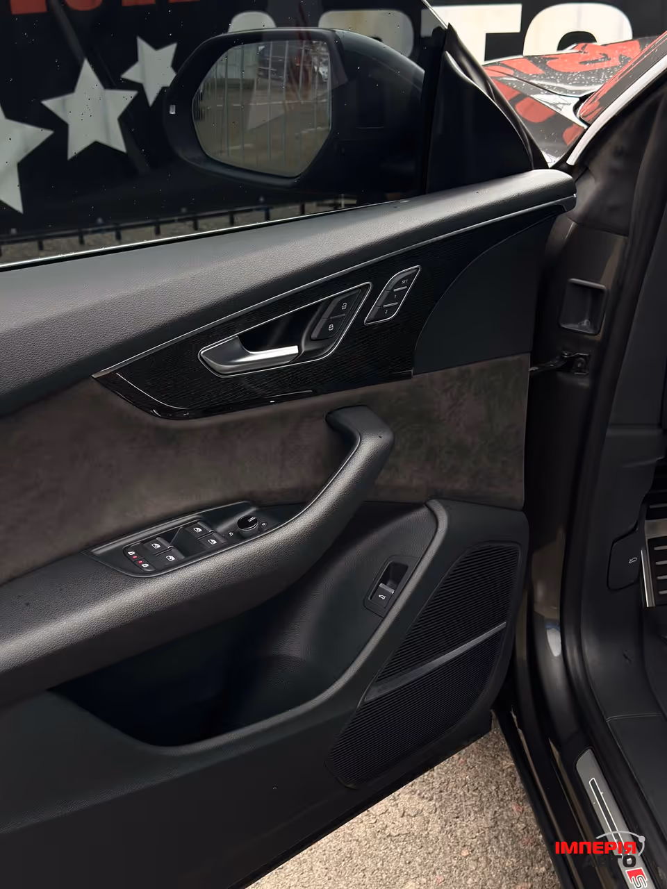 Audi Q8 - фото 8