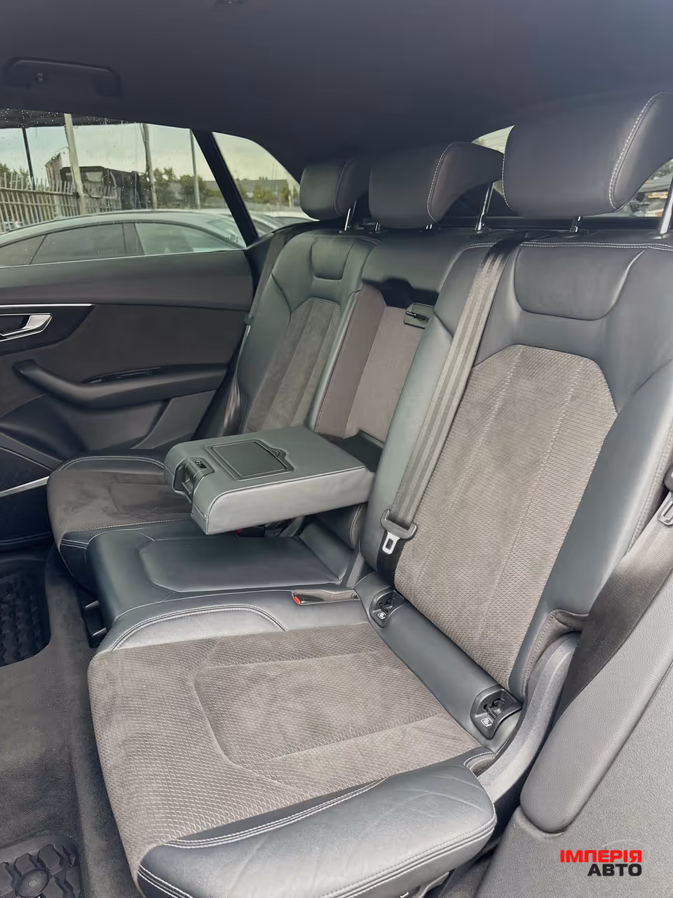 Audi Q8 - фото 14