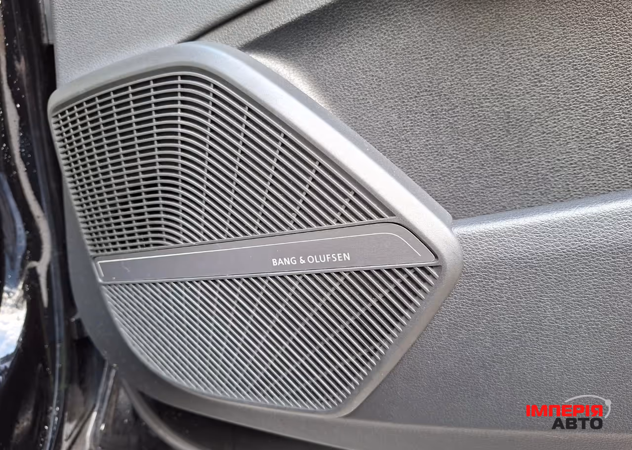 Audi Q5 Sportback - фото 9