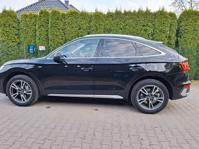 Audi Q5 Sportback - фото 3