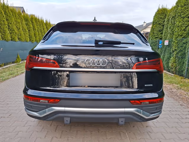 Audi Q5 Sportback - фото 2