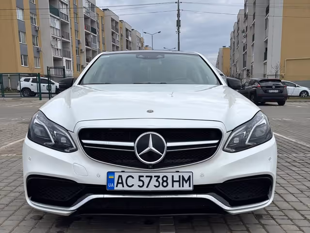 Mercedes-Benz E-Класс - фото 3
